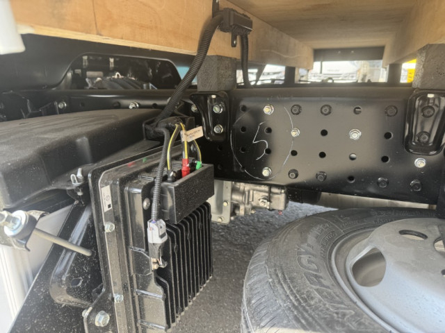 三菱ふそう キャンター 小型 平ボディ 2RG-FBA20(106330) 18枚目