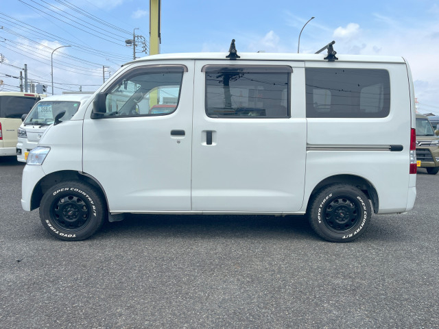 トヨタ タウンエース 小型 Translation missing: ja.item.body_keijou_enum.body_keijou_light_van DBF-S402M(110908) 3枚目