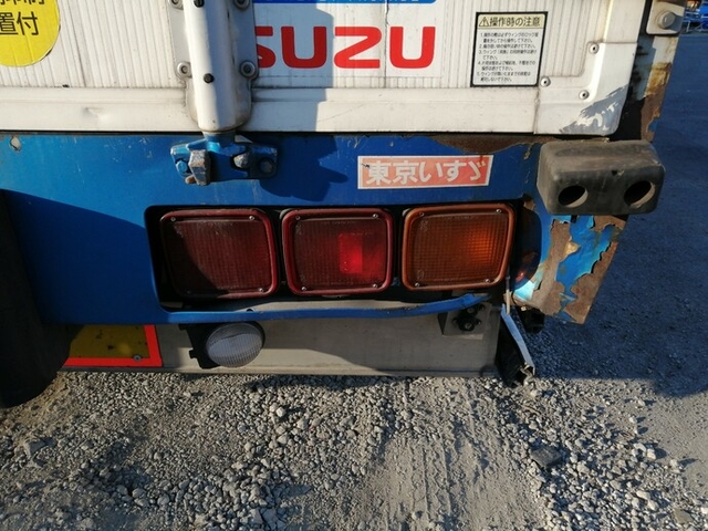 いすゞ ギガ 大型 ウィング PDG-CYJ77W8(5373) 10枚目