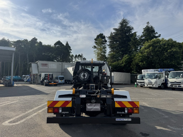 三菱ふそう ファイター 中型 コンテナ専用車 2KG-FK72F(106386) 9枚目