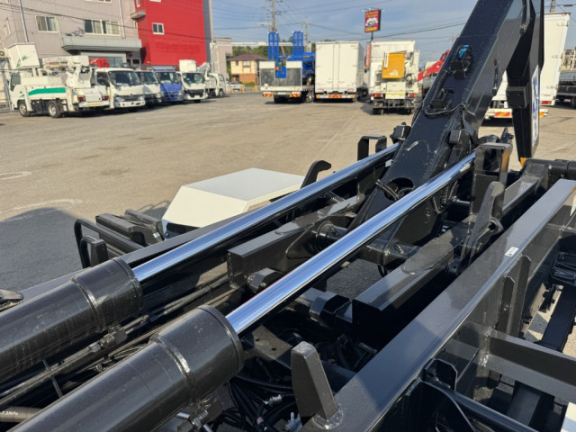 三菱ふそう ファイター 中型 コンテナ専用車 2KG-FK72F(106386) 16枚目