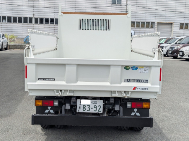 三菱ふそう キャンター 小型 土砂ダンプ 2RG-FBA60(106388) 7枚目
