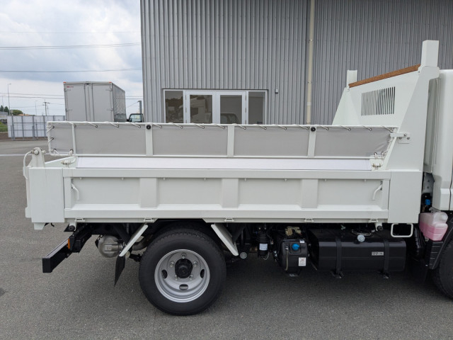 三菱ふそう キャンター 小型 土砂ダンプ 2RG-FBA60(106388) 15枚目