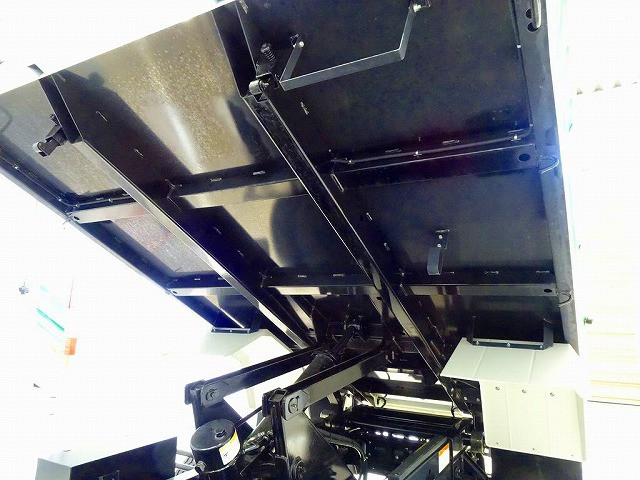 いすゞ フォワード 中型 土砂ダンプ 2RG-FRR90S3(106391) 35枚目