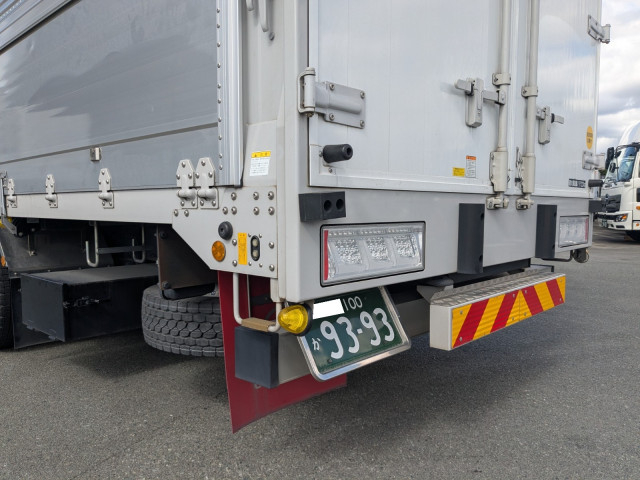UDトラックス（日産） クオン 大型 ウィング 2RG-CG5FA(106395) 5枚目