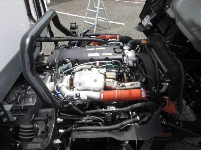 いすゞ エルフ 小型 冷蔵冷凍バン 2RG-NPR88AM(106396) 26枚目