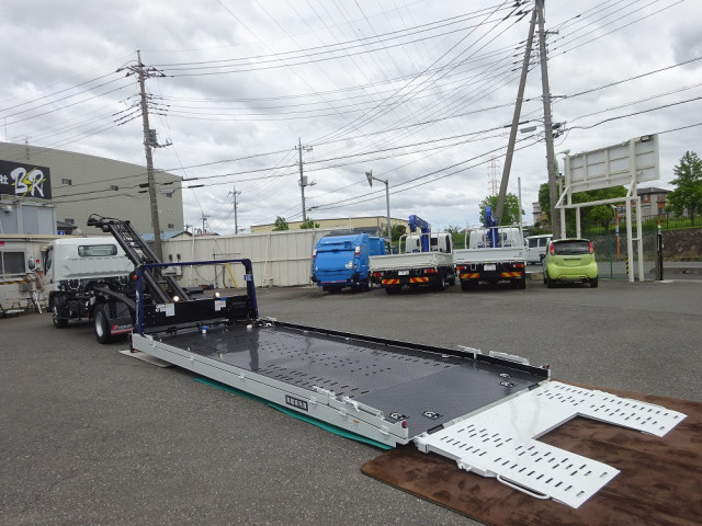 Mitsubishi Fuso canter Small Vehible loader 2RG-FEB90(106403) 6枚目