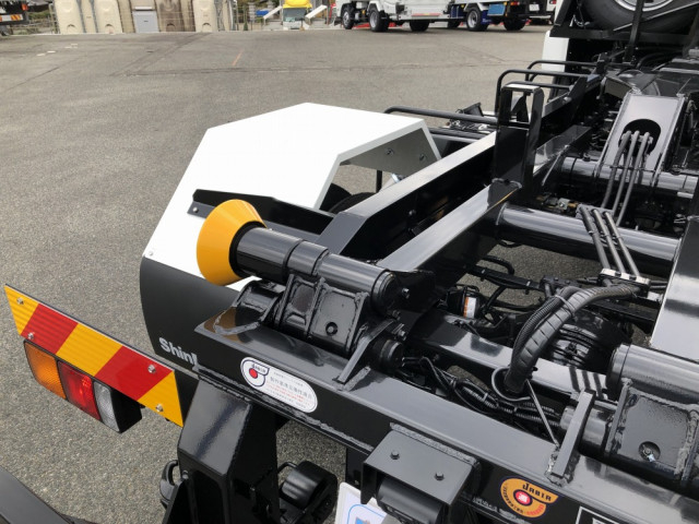 三菱ふそう ファイター 中型 コンテナ専用車 2KG-FK62F(106463) 15枚目