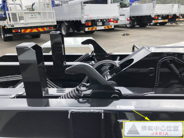 三菱ふそう ファイター 中型 コンテナ専用車 2KG-FK62F(106463) 19枚目
