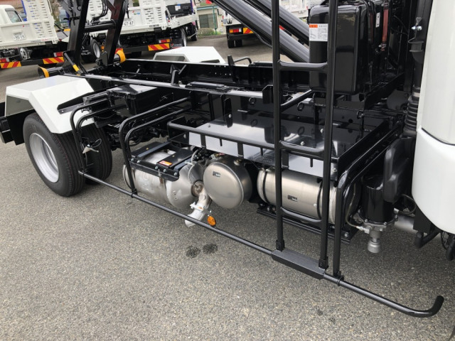 三菱ふそう ファイター 中型 コンテナ専用車 2KG-FK62F(106463) 25枚目