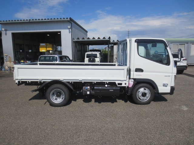 三菱ふそう キャンター 小型 平ボディ 2RG-FBA20(106465) 8枚目