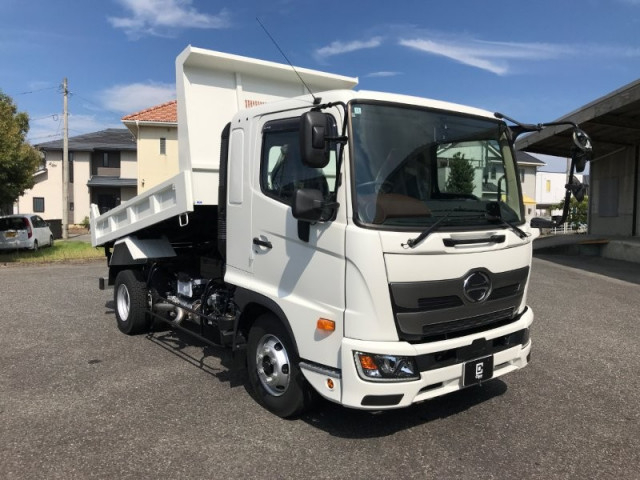 日野 レンジャー 中型 土砂ダンプ 2PG-FD2ABA(106521) 2枚目
