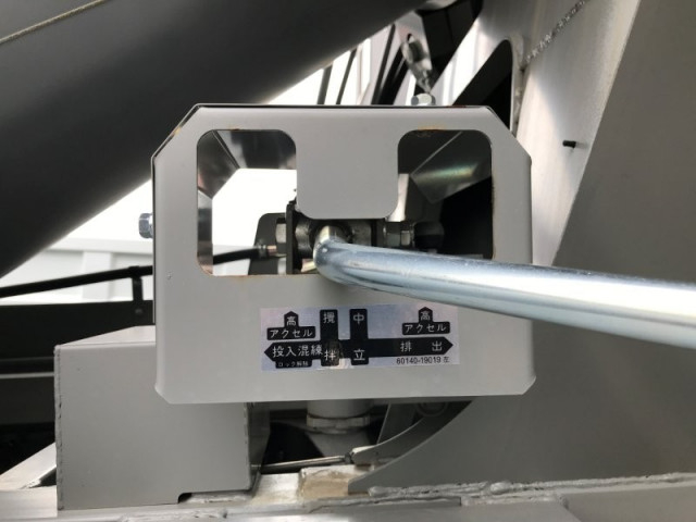 三菱ふそう ファイター 中型 ミキサー車 2KG-FK72F(106520) 26枚目
