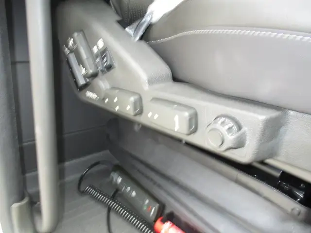 ボルボ 大型 トラクタ 2PG-4S2TDA1(106693) 30枚目
