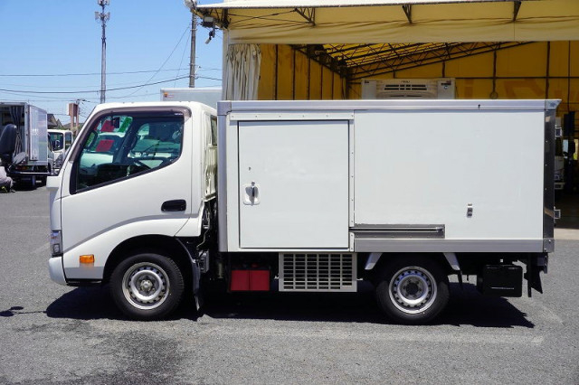 トヨタ ダイナ 小型 冷蔵冷凍バン QDF-KDY221(106623) 3枚目