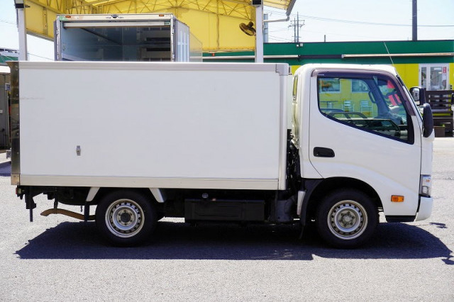 トヨタ ダイナ 小型 冷蔵冷凍バン QDF-KDY221(106623) 5枚目