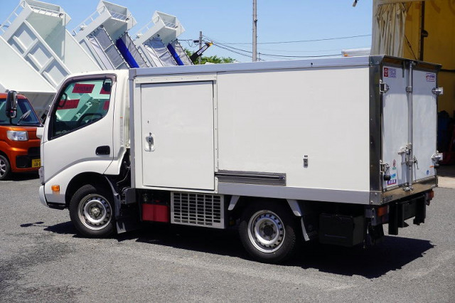 トヨタ ダイナ 小型 冷蔵冷凍バン QDF-KDY221(106623) 7枚目