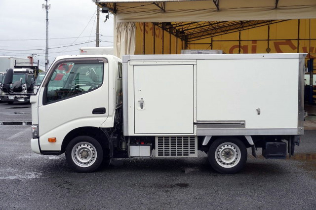 トヨタ ダイナ 小型 冷蔵冷凍バン QDF-KDY221(106625) 3枚目
