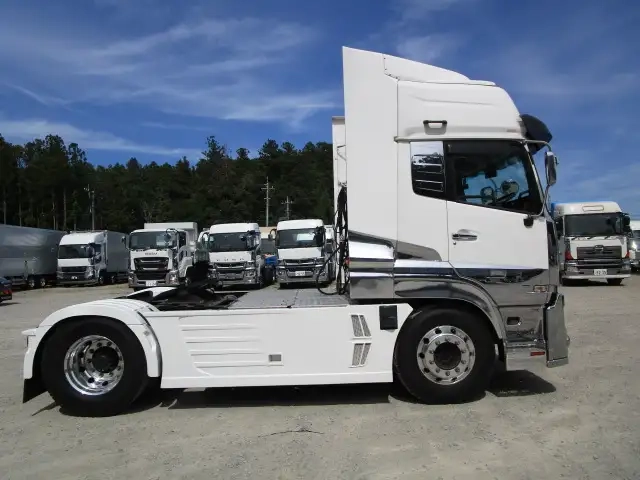 日産自動車 クオン 大型 トラクタ 2RG-GK5DAD(106673) 4枚目