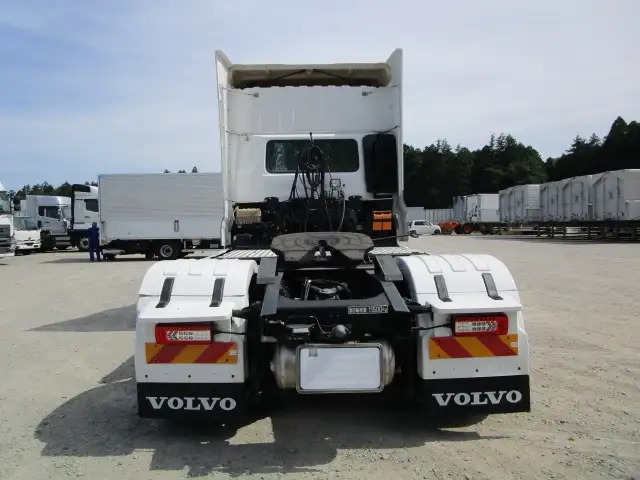 日産自動車 クオン 大型 トラクタ 2RG-GK5DAD(106673) 6枚目