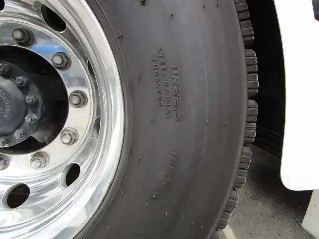 日産自動車 クオン 大型 トラクタ 2RG-GK5DAD(106673) 26枚目