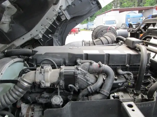 日産自動車 クオン 大型 トラクタ 2RG-GK5DAD(106673) 48枚目