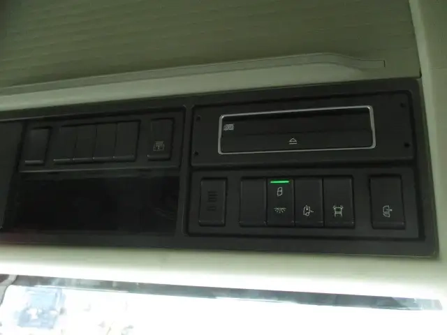 ボルボ 大型 トラクタ 2DG-KA2TEA1(106678) 49枚目