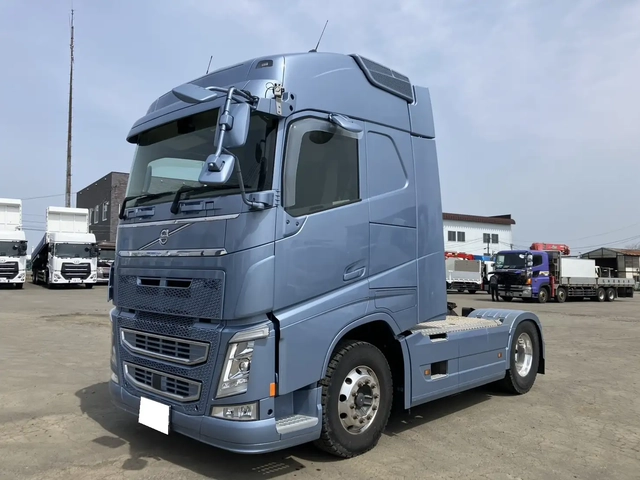 Volvo Large Tractor(106720) 1枚目
