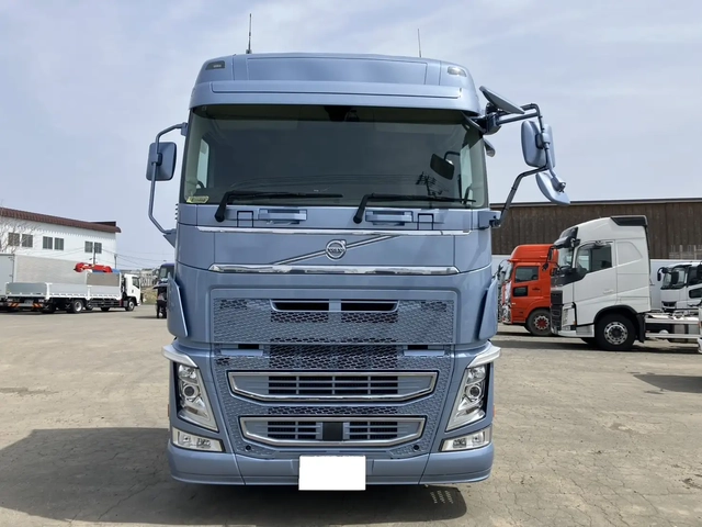 Volvo Large Tractor(106720) 2枚目