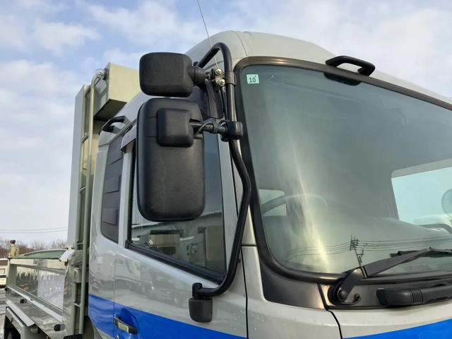 日産自動車 クオン 大型 土砂ダンプ QKG-CW5XL(106771) 30枚目