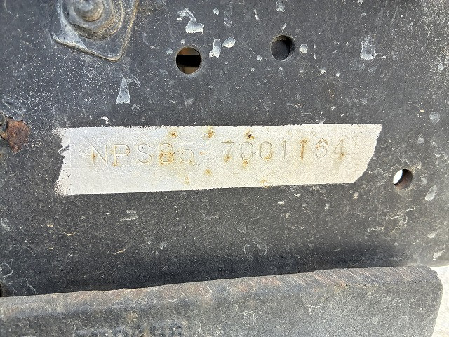 いすゞ エルフ 小型 平ボディ（クレーン付） BDG-NPS85AR(110978) 48枚目