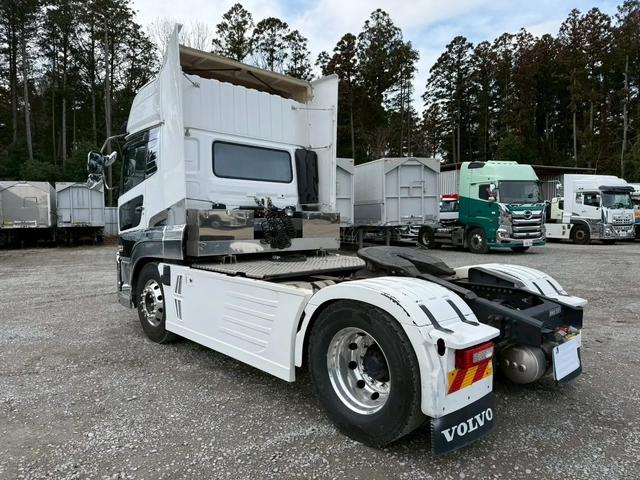 日産自動車 クオン 大型 トラクタ 2RG-GK5DAD(106794) 7枚目