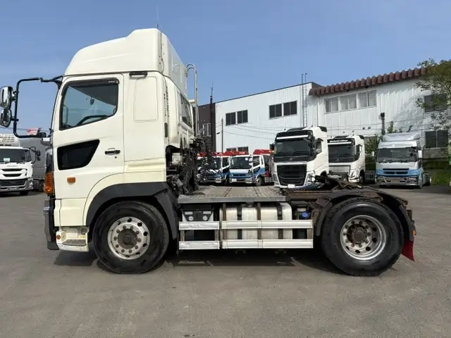 日野 プロフィア 大型 トラクタ QKG-SH1EDAG(106818) 8枚目