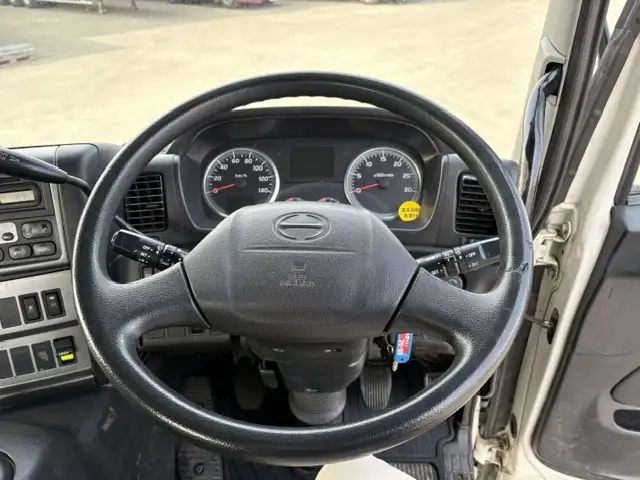 日野 プロフィア 大型 トラクタ QKG-SH1EDAG(106818) 9枚目
