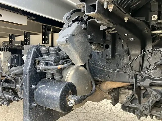 日野 レンジャー 中型 冷蔵冷凍バン 2KG-FD2ABG(106827) 9枚目