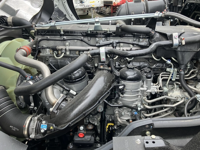 三菱ふそう スーパーグレート 大型 トラクタ 2RG-FP84VDR(106838) 47枚目