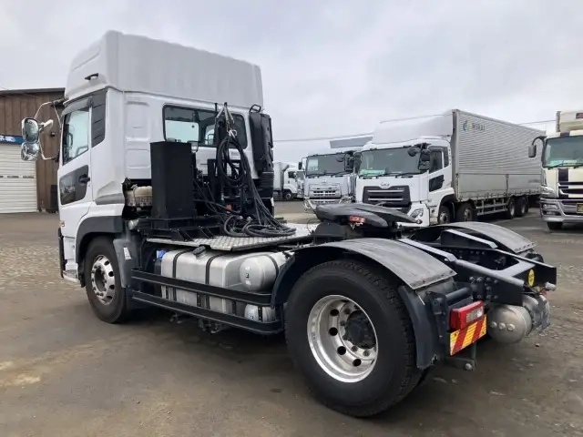日産自動車 クオン 大型 トラクタ 2PG-GK5AAD(106844) 7枚目