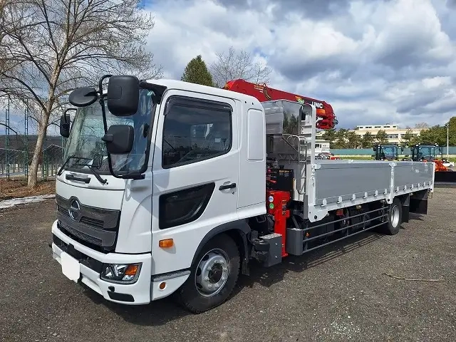 日野 レンジャー 増トン 平ボディ（クレーン付） 2KG-FE2ACA(106869) 1枚目