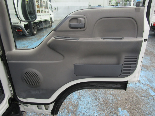 いすゞ エルフ 小型 平ボディ TPG-NKR85A(112857) 29枚目