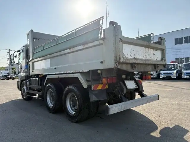 日産自動車 クオン 大型 土砂ダンプ QKG-CW5XL(106874) 7枚目