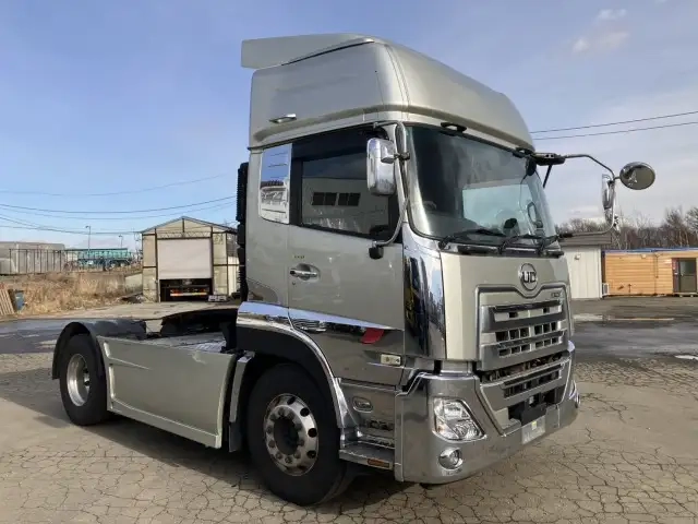 日産自動車 クオン 大型 トラクタ 2PG-GK5AAD(106879) 3枚目