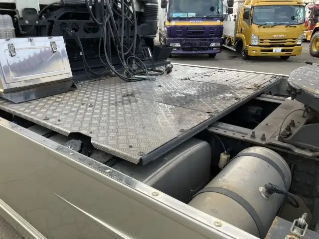 日産自動車 クオン 大型 トラクタ 2PG-GK5AAD(106879) 9枚目