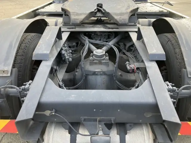 日産自動車 クオン 大型 トラクタ 2PG-GK5AAD(106879) 13枚目
