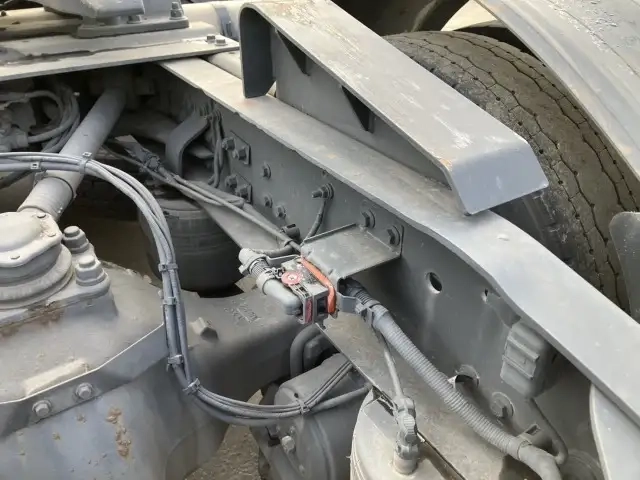 日産自動車 クオン 大型 トラクタ 2PG-GK5AAD(106879) 16枚目