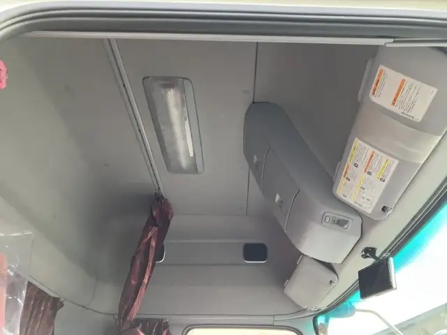日産自動車 クオン 大型 トラクタ 2PG-GK5AAD(106879) 34枚目