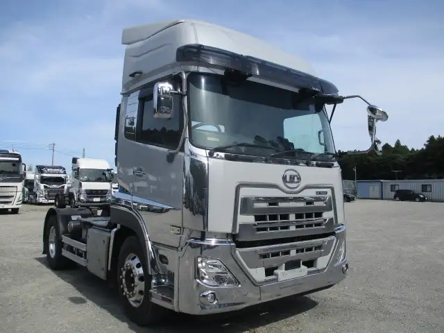 日産自動車 クオン 大型 トラクタ 2PG-GK5AAD(106894) 2枚目