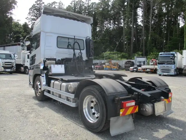 日産自動車 クオン 大型 トラクタ 2PG-GK5AAD(106894) 4枚目