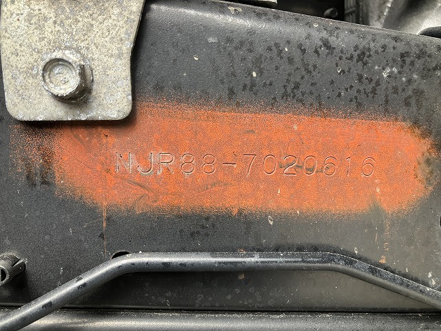 いすゞ エルフ 小型 平ボディ 2TG-NJR88AF(107015) 21枚目