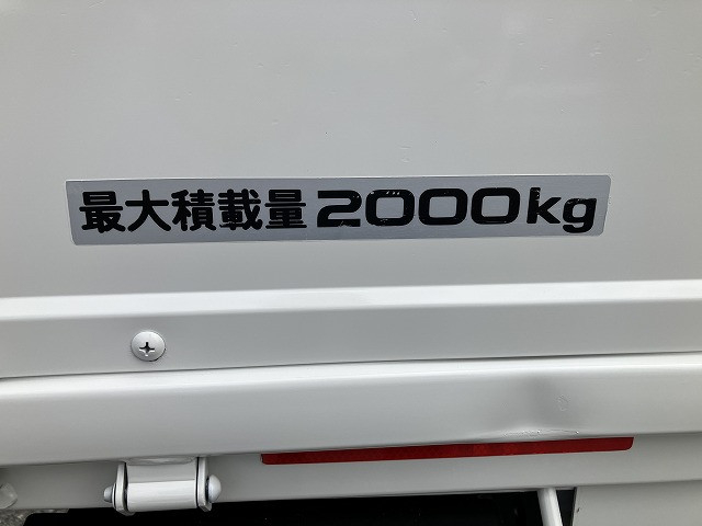 いすゞ エルフ 小型 平ボディ 2TG-NJR88AF(107015) 23枚目