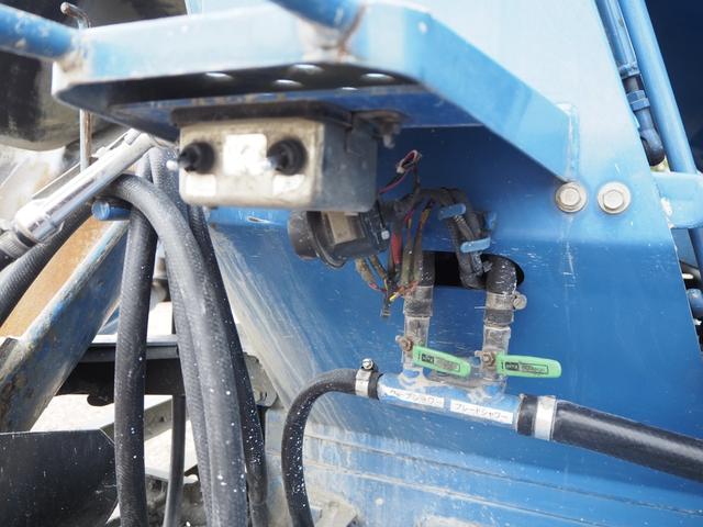 いすゞ フォワード 中型 ミキサー車 *********(107044) 32枚目